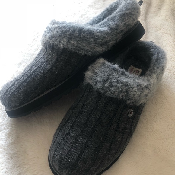 Bobs by Skechers Memory Foam clogs 9/10 Very nice - Picture 3 of 8